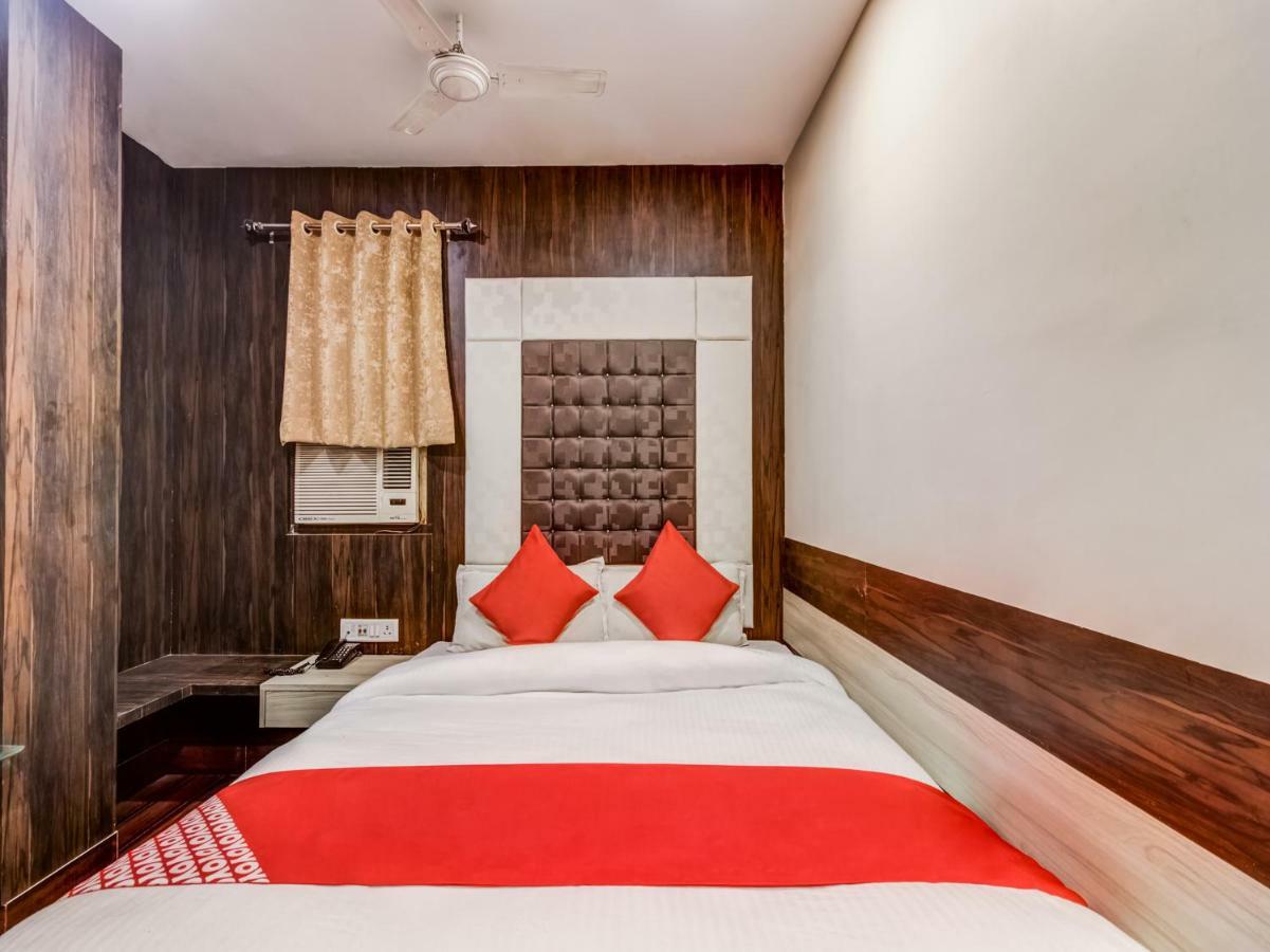 OYO 24171 Hotel Meridian Jamshedpur Esterno foto